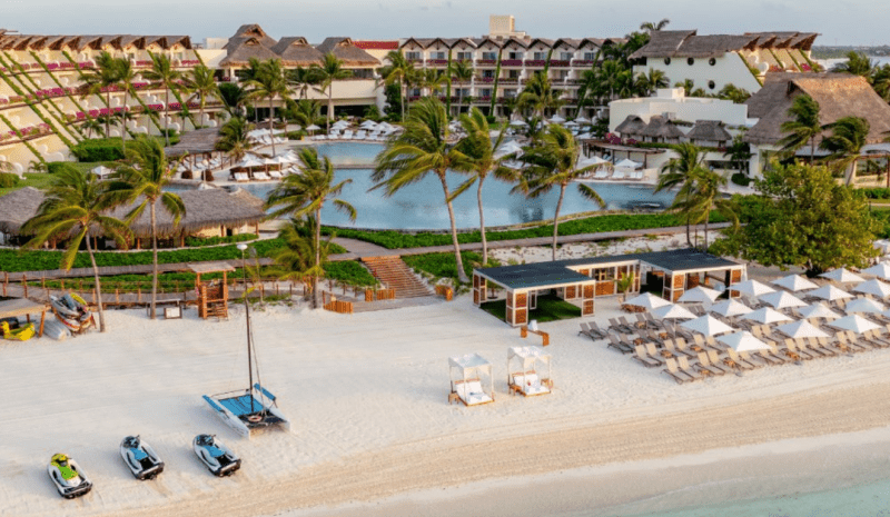 grand velas
