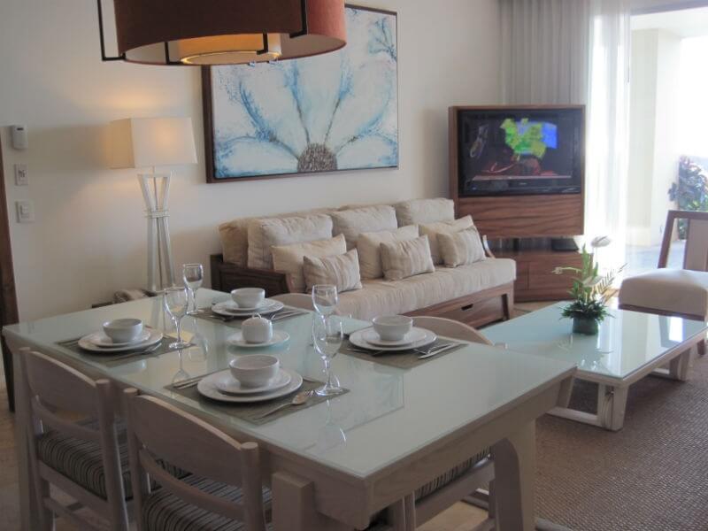 Grand Bliss Living Room