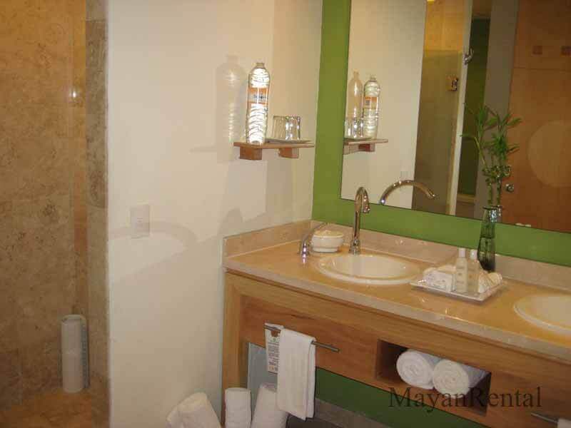 Vidanta Grand Mayan Bathroom