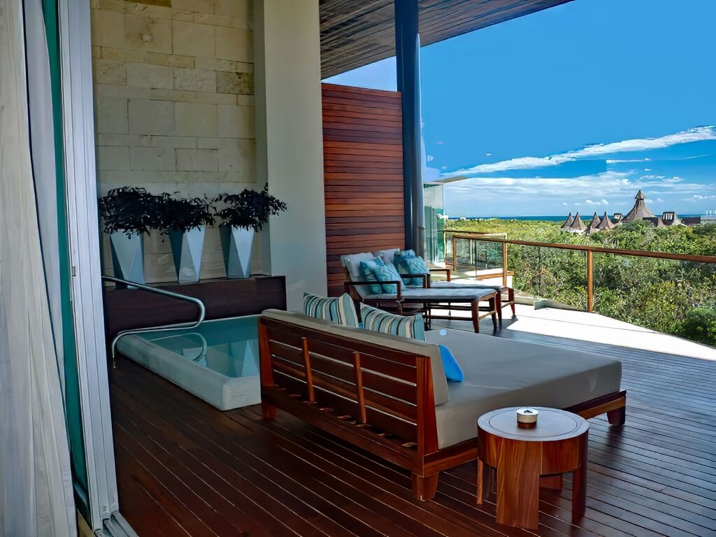 Spa Tower Nuevo Vallarta Living Room