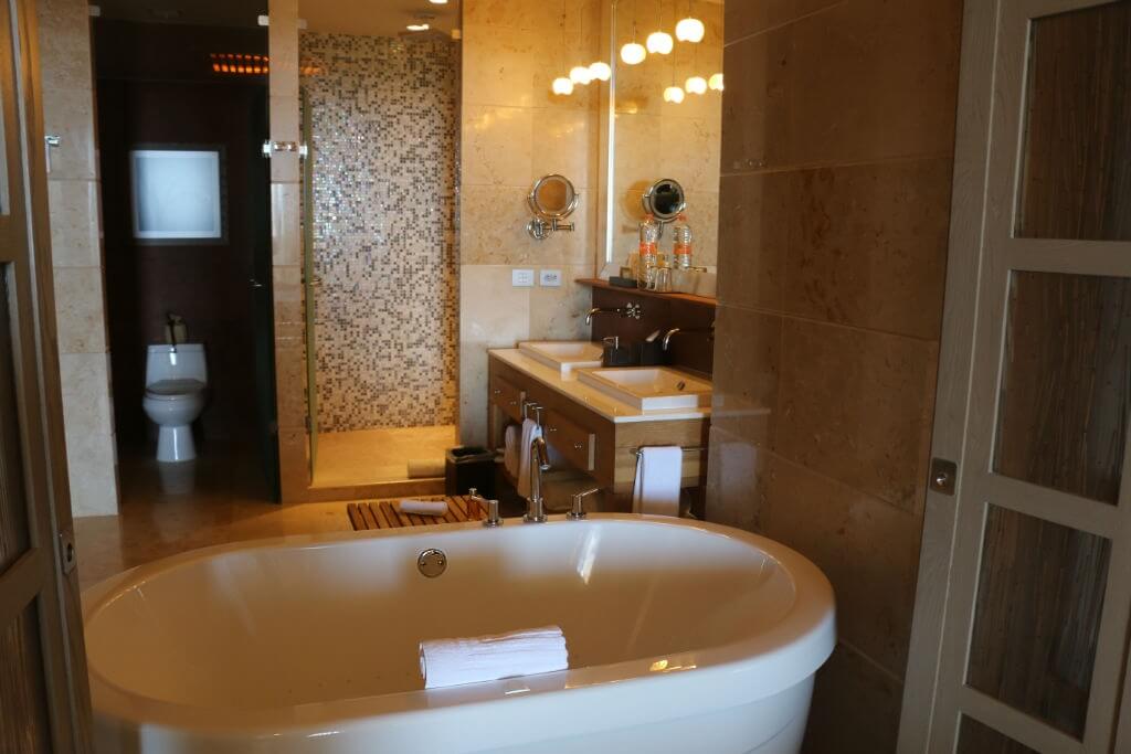 spa tower nuevo vallarta bathroom