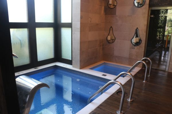 Luxxe Spa 1